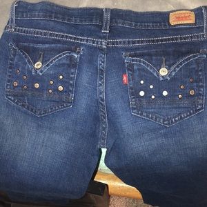 Levi jeans
